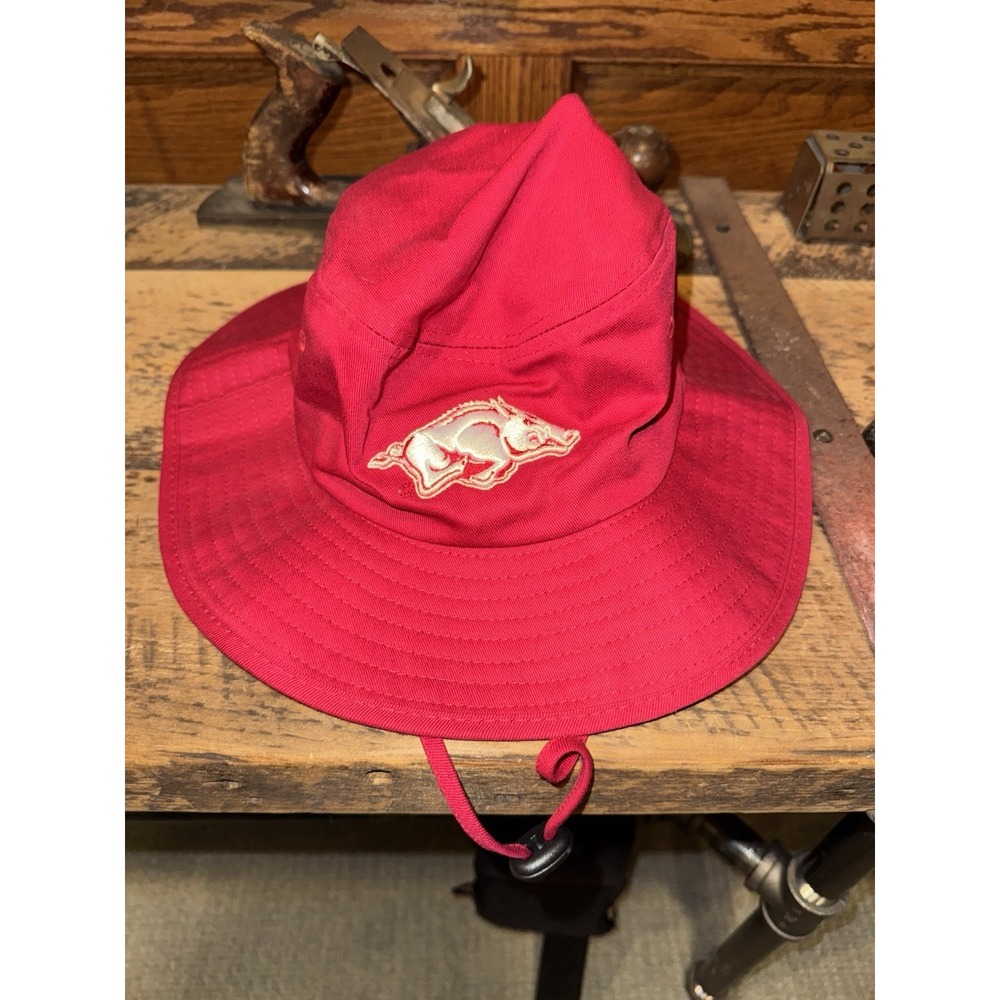 University of Arkansas Zephyr Bucket Hat Cap Drawstring Red Men's Size L/XL